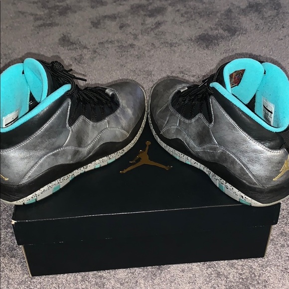 Jordan Retro 10 “Lady Liberty” SOLD - Picture 4 of 5